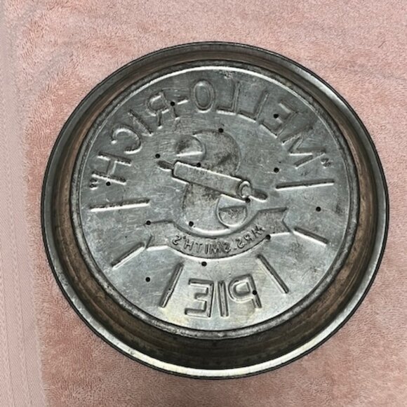 VTG Embossed Mrs Smith's Mello-Rich Pie Plate Pan Tin Rolling Pin 9.5" - Picture 4 of 9